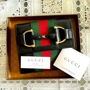 Gucci soft leather wallet